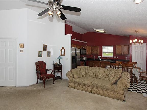 Living room 2