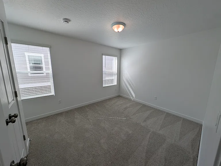 1578 W Viola Ln — Photo 30