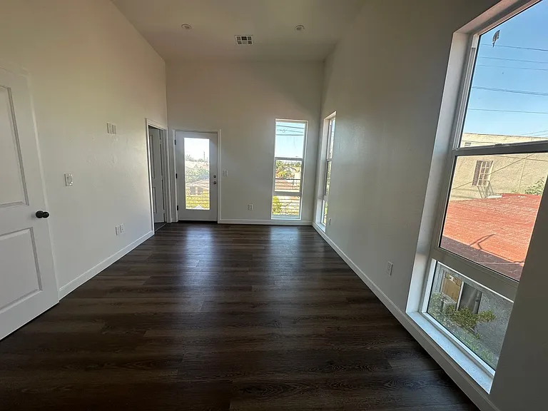 Belden East LA — Photo 22