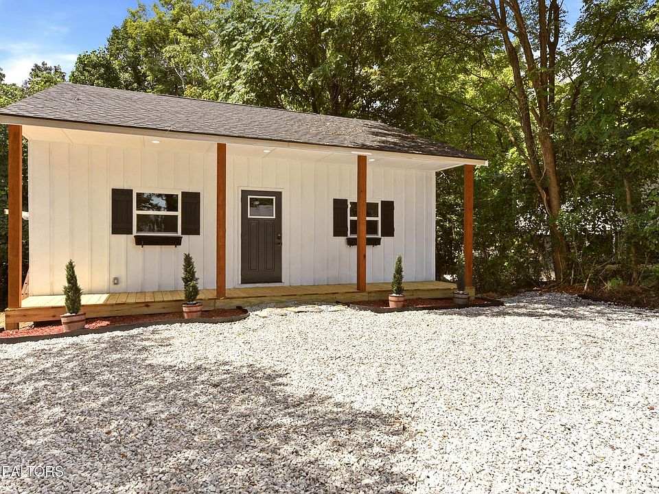 1st image of 141 Nevada Ave
