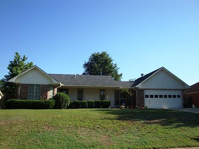 1st image of 206 La Grange Dr