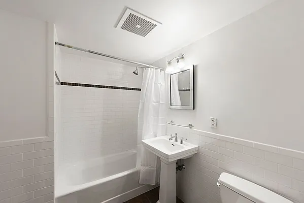 Rented by Nest Seekers International | media 6