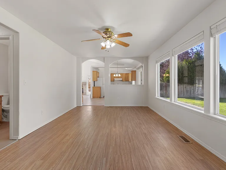 2114 E Olympic Ave — Photo 17