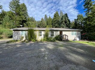 250 Gibson Creek Rd, Whitethorn, CA 95589