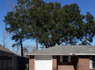 7009 Apache St, Houston, TX 77028