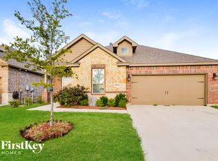 2805 Ainsworth Rd, Aubrey, TX 76227