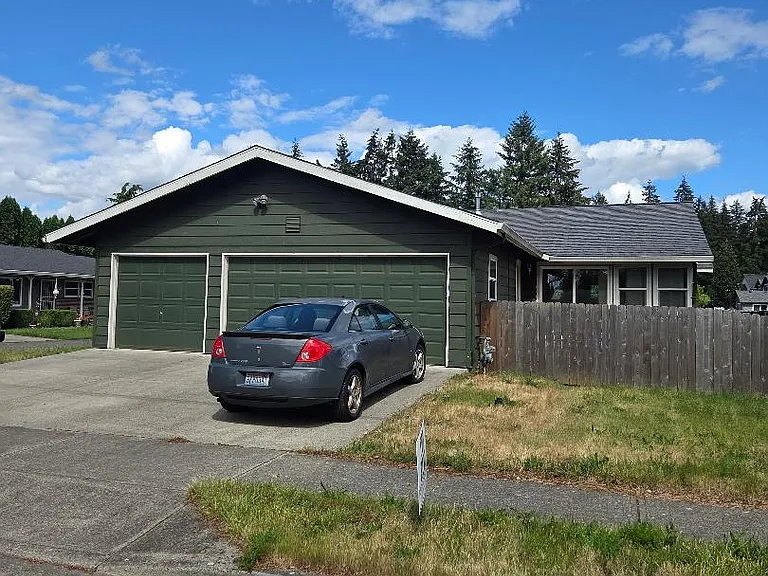 9709 NE 142nd Ave — Photo 1