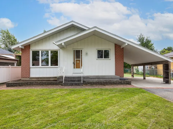 30 Mulcaster St, Kingston, ON K7M 2V5