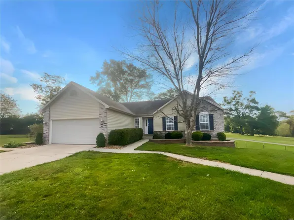 34 Majestic Lakes Ct, Moscow Mills, MO 63362