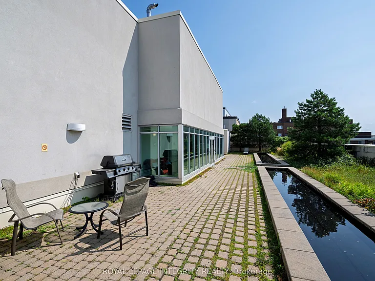 138 Somerset St W #203 — Photo 29