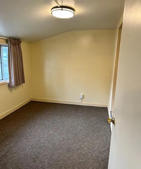 Main Bedroom - Main Floor