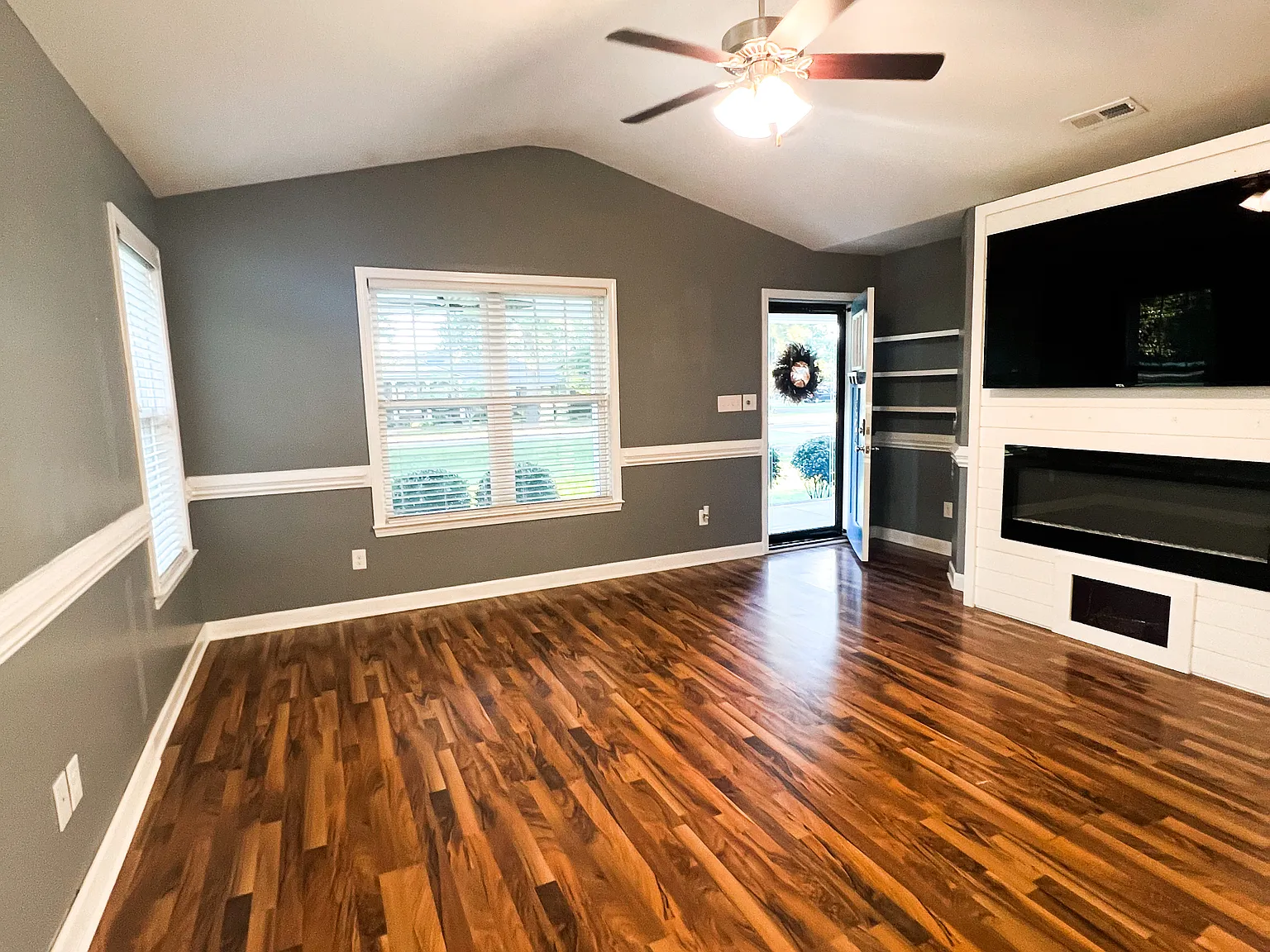 3 bed, 1410 sqft, $1,950 — Photo 3