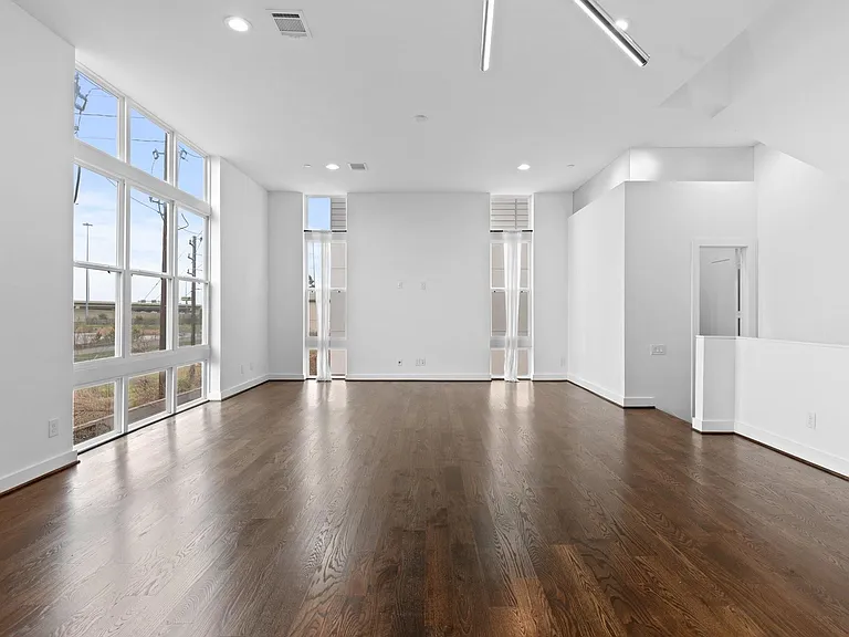 5915 E Post Oak Ln — Photo 12