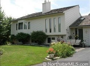 9716 Xylon Ct, Bloomington, MN 55438