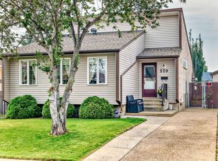 229 Warwick Rd NW, Edmonton, AB T5X 4R1