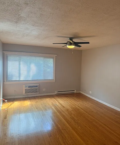 7006 S Cregier Ave #1A — Photo 1