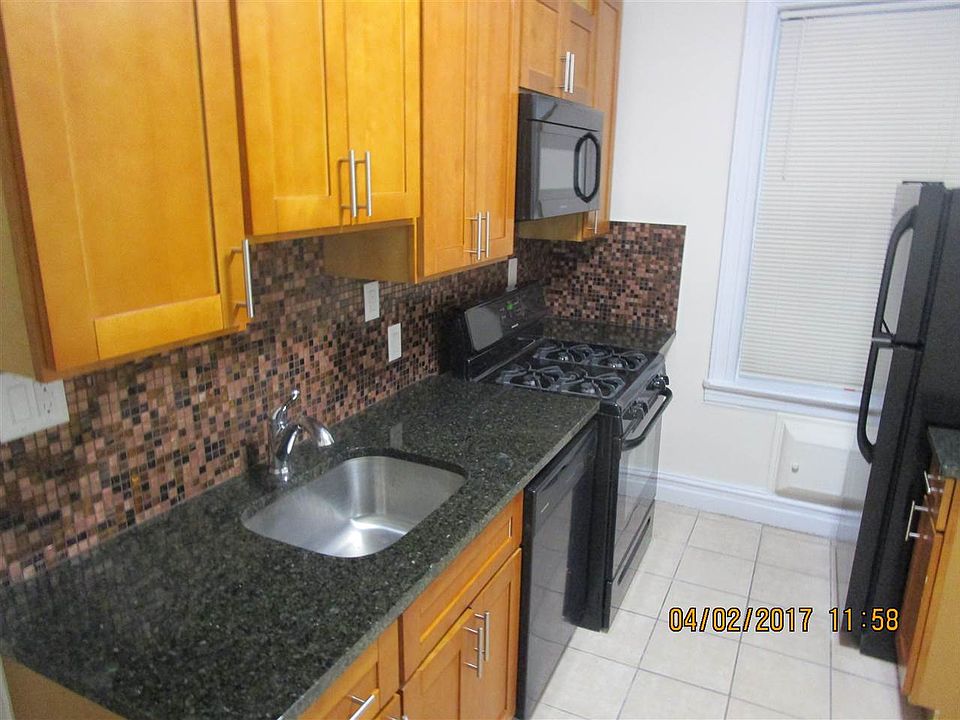 2nd image of 5 Laidlaw Ave APT 103
