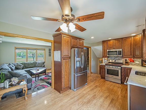 5th image of 8800 167th St