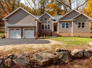 81 Mountain Heights Dr, Sparta, NJ 07871