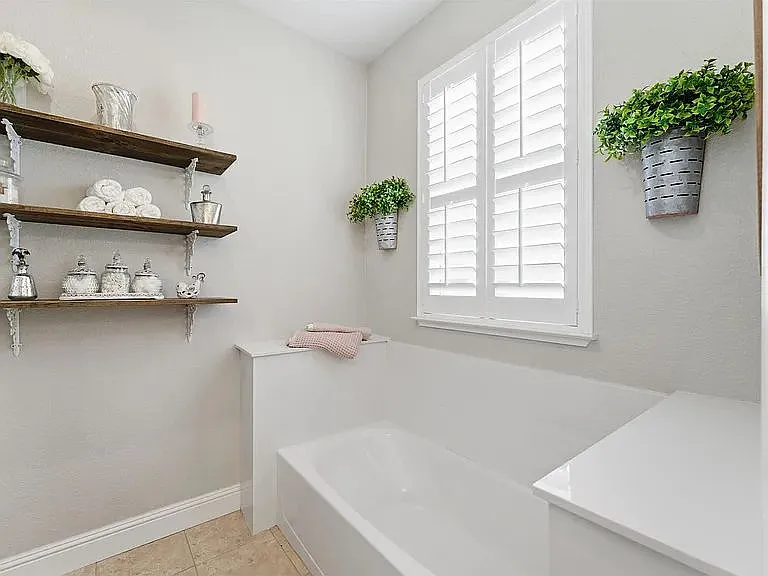 Greystone Pl — Photo 14