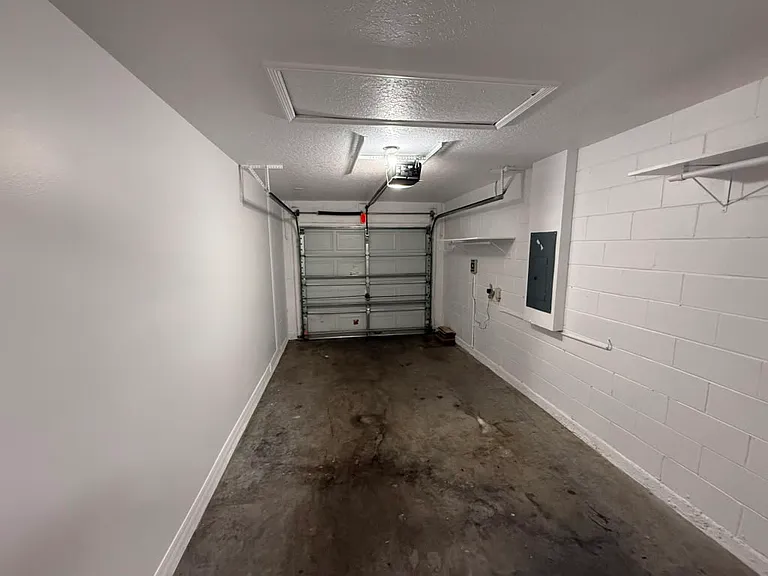 108 Sundown Ct — Photo 33