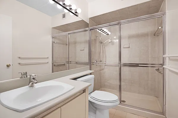 Sold by Compass | media 21