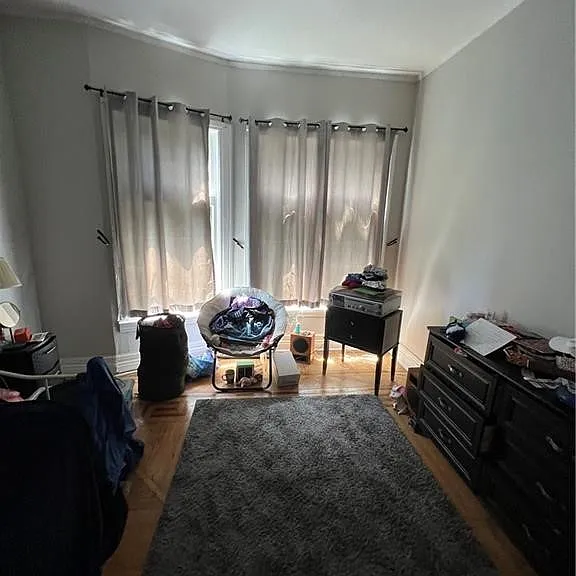 590 Richmond Ave — Photo 13