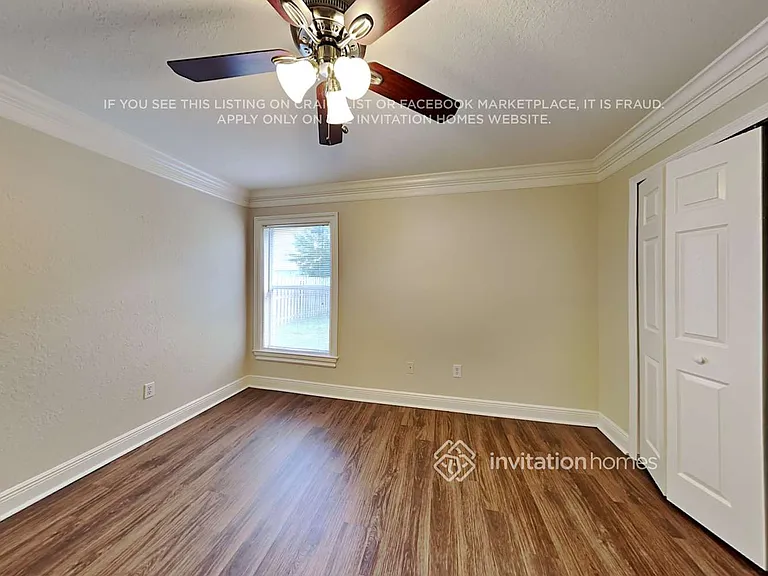 1772 SW Lofgren Ave — Photo 13