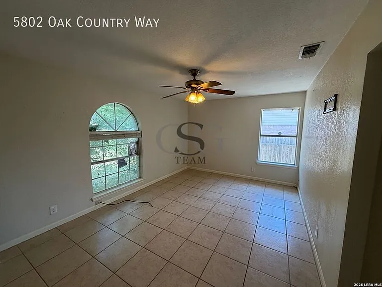 5802 Oak Country Way — Photo 9