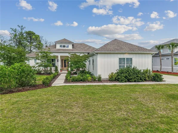 105 Carrington Ct, Kingsland, GA 31548