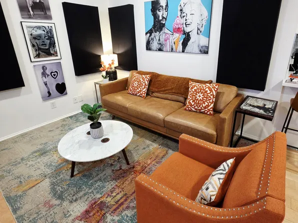 1230 N June St #114, Los Angeles, CA 90038