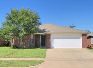 1104 77th St, Lubbock, TX 79423