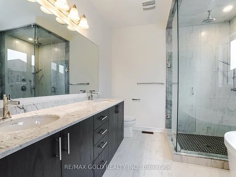 26 Del Grappa St — Photo 26