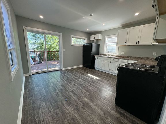2nd image of 324 Hillcrest Ave #Z1