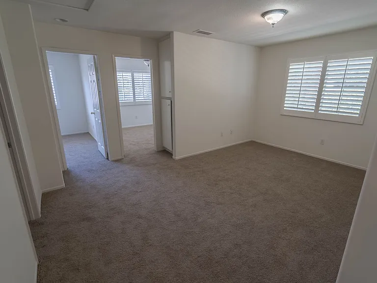 25745 Perlman Pl #F — Photo 13