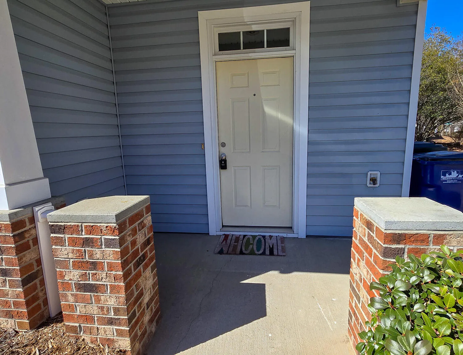 3 bed, 2.5 bath, 1574 sqft, $1,850 — Photo 2
