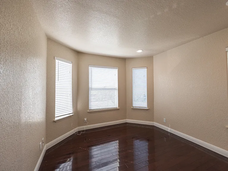 4170 Sandmound Blvd — Photo 32