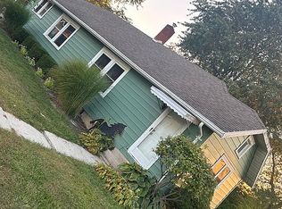 8609 E Jackson St, Selma, IN 47383