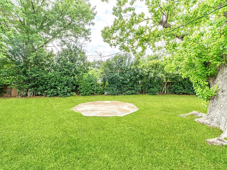 13515 Charcoal Ln — Photo 23