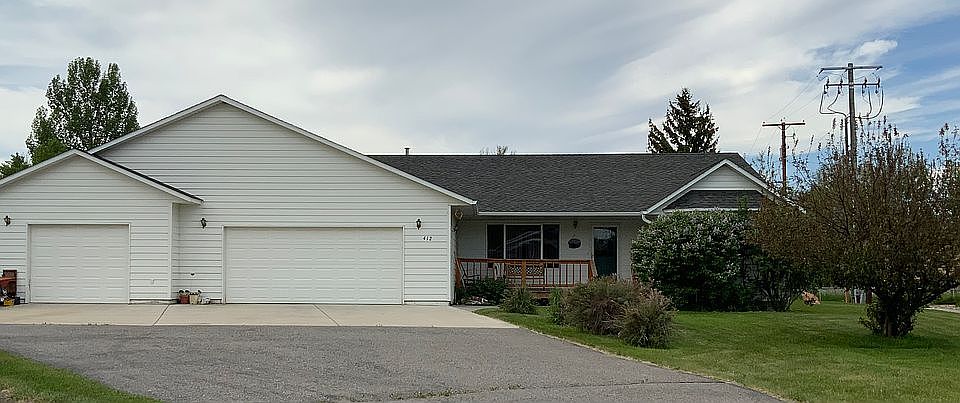 1st image of 412 Sunny Dr