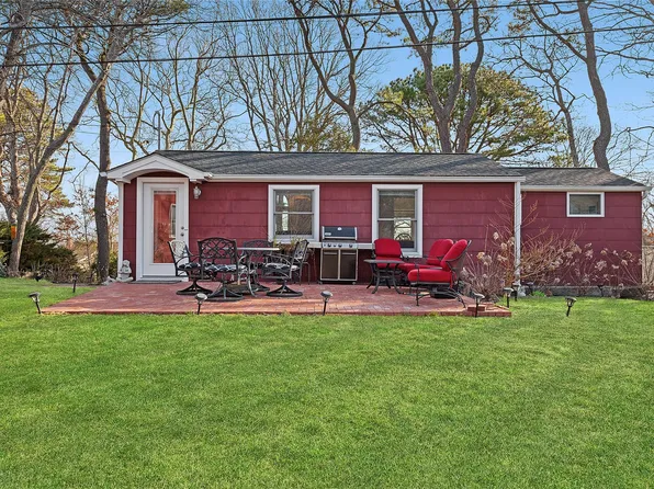 67 North Road #A, Hampton Bays, NY 11946