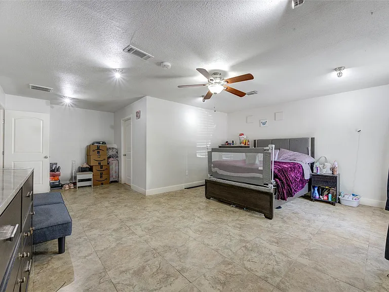 24522 Glen Loch Dr — Photo 35