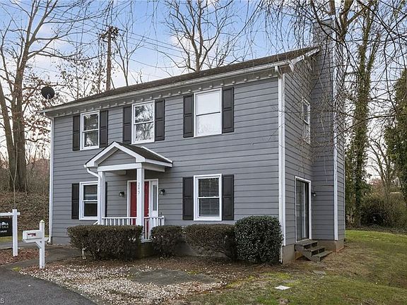3rd image of 245 Guinevere Ct