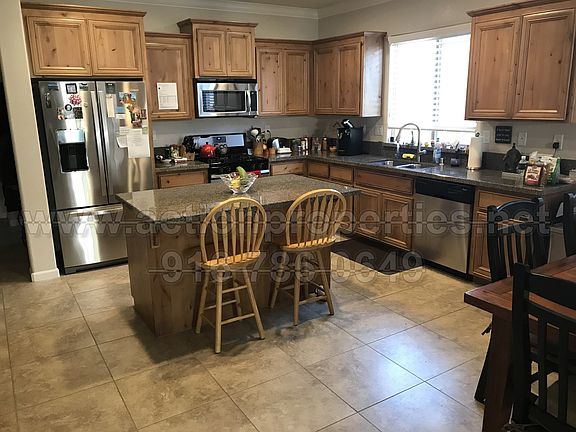 4th image of 3329 Moscato St
