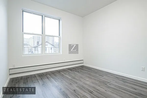 Rented by ZealEstate Group Inc | media 19