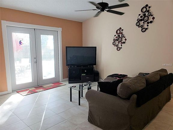 5th image of 1068 McKinnon Ave