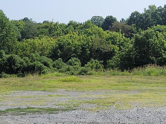 5th image of 5704 Altice Rd