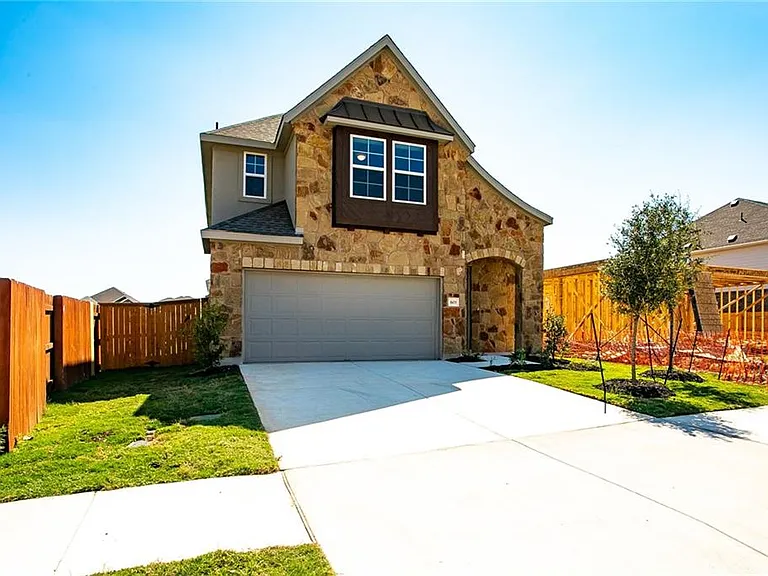 603 Pheasant Hill Ln — Photo 1