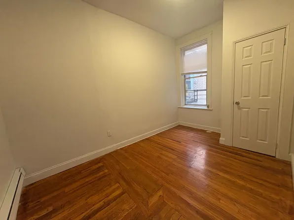 1839 Park Place image 2 of 13