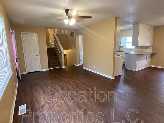 2nd image of 1900 Kentucky St APT C